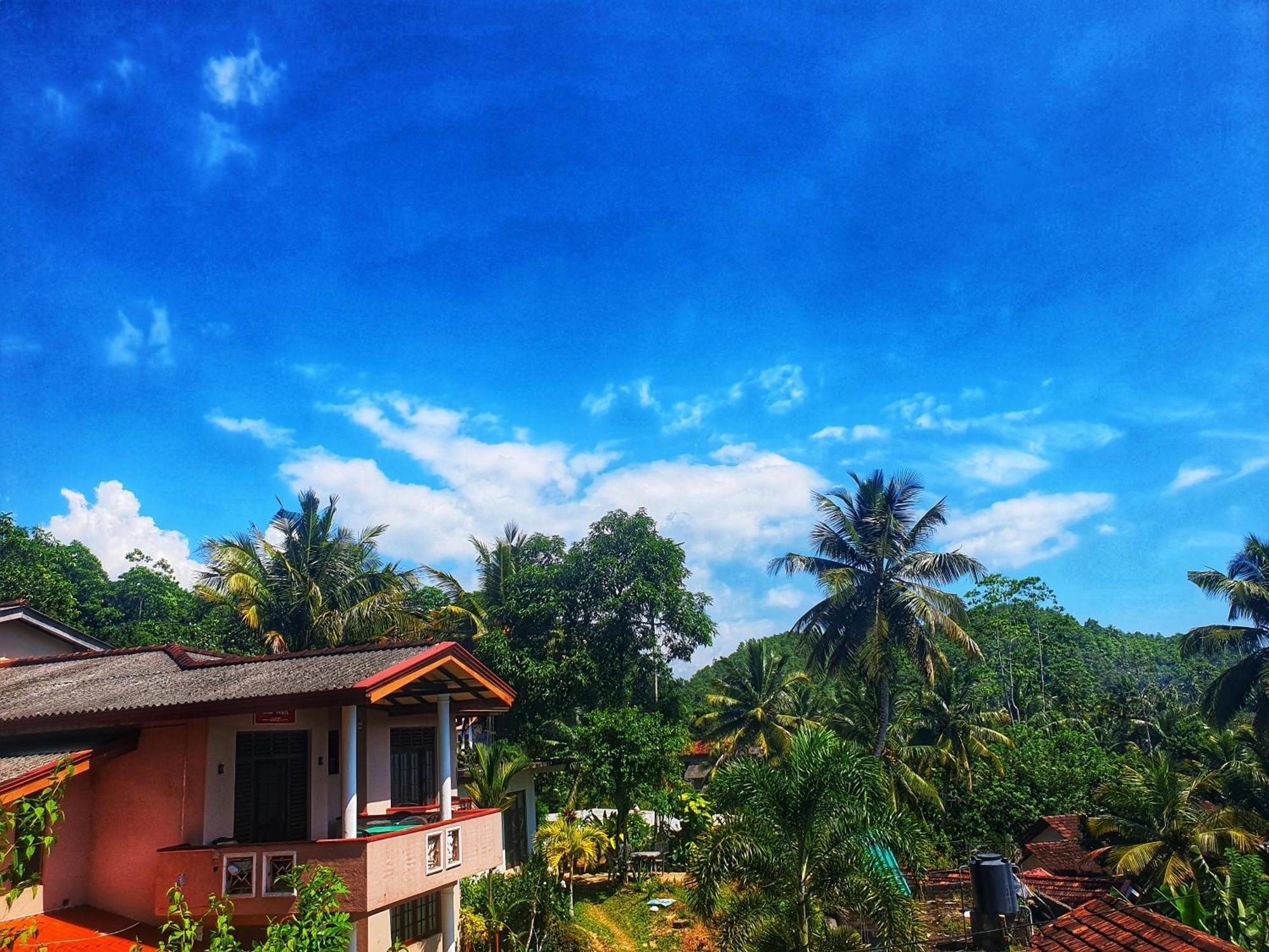 Hill House Guest Hotel Mirissa Buitenkant foto